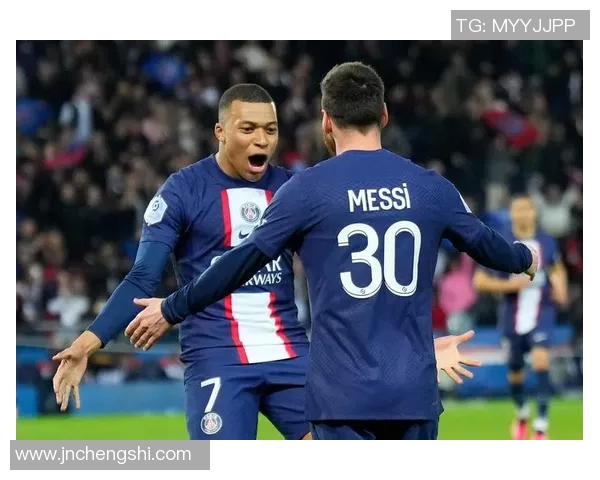 巴黎日耳曼主场迎战亚眠争夺法甲积分榜重要胜利